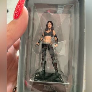 Marvel Female Action Figure X23 Eaglemoss #117 3.5 in sealed plastic 2010